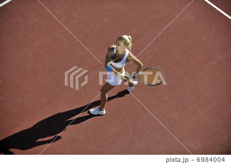 young woman play tennis outdoor young woman play tennis outdoor 6984004