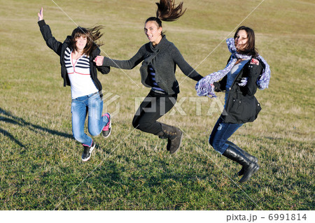 group of teens have fun outdoor 6991814