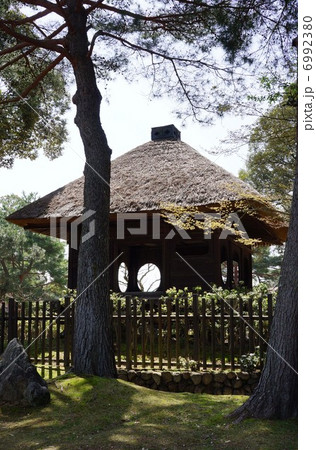 円窓亭 円窓亭 6992380