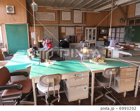 茨城県　旧上岡小学校　職員室 6993202