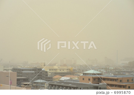 砂嵐　黄色い空　交差 6995870