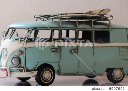 ワーゲンバスの写真素材