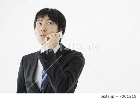 携帯電話とビジネスマン 7001819