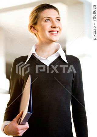 Pretty employee Pretty employee 7008628