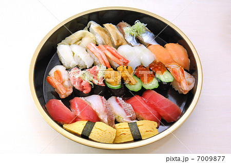 おいしい鮨盛合わせ 7009877