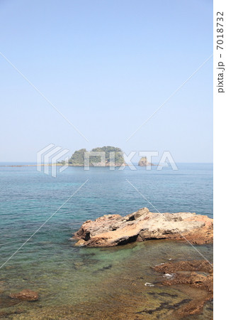 汐吹崎より手石島の眺め 7018732