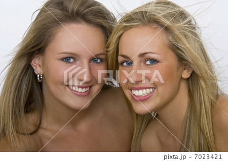 Beautiful Eyes & Smiles 7023421