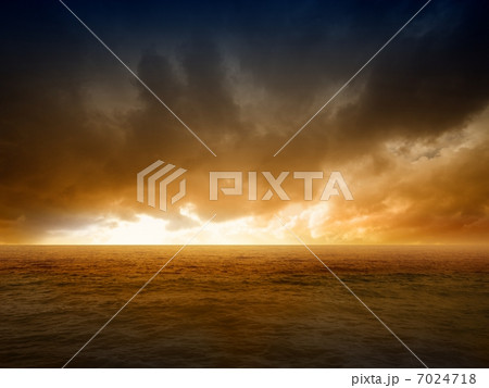 Dramatic apocalyptic background Dramatic apocalyptic background 7024718
