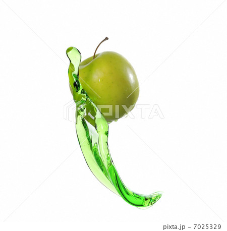 apple in juice 7025329