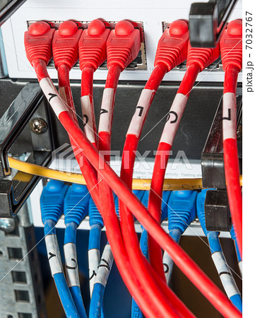 network hub and patch cables network hub and patch cables 7032767