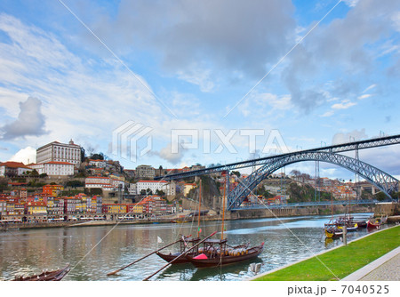 bishops palace and Dom Luis bridge,  Porto 7040525