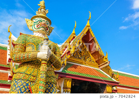 ワット・プラケオの鬼人像(タイ、バンコク) ワット・プラケオの鬼人像(タイ、バンコク) 7042824