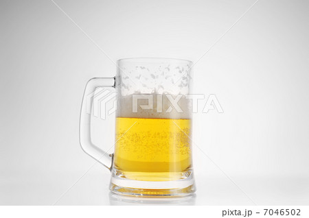 beer in mug beer in mug 7046502