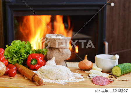 pizza dough 7048207
