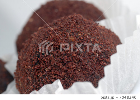 chocolate cakes 7048240