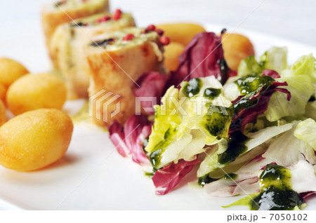 turkey fillet with cheese turkey fillet with cheese 7050102