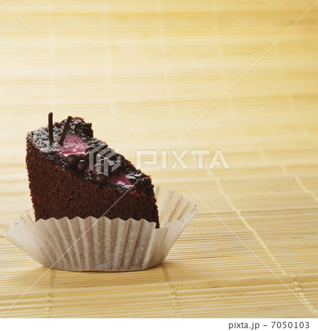 Chocolate cake 7050103