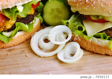 Tasty hamburger 7050117