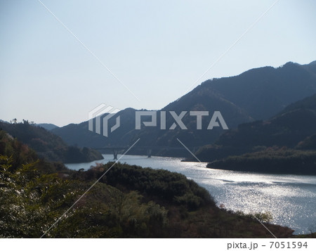 みずの郷　奥津湖　からの眺め 7051594