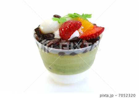 おいしい黒糖ゼリーのせ抹茶プリン おいしい黒糖ゼリーのせ抹茶プリン 7052320