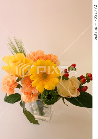 フラワーアレンジメント 7052772