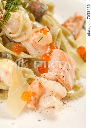 pasta with salmon and caviar pasta with salmon and caviar 7053486