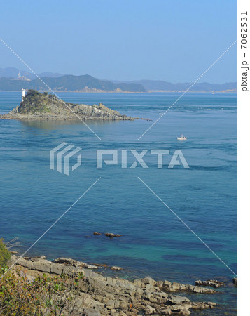 鳴門海峡の飛島 7062531