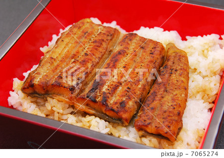 おいしい国産の鰻弁当 7065274