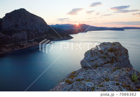 daybreak landscape 7066362