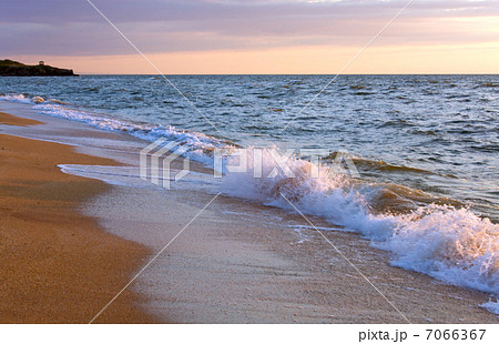 Sunset and sea Sunset and sea 7066367