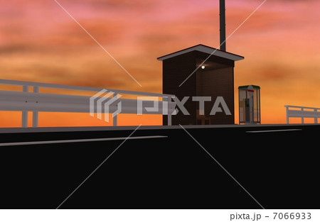 夕焼けのパス停 7066933