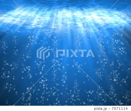 Blue sea underwater with air bubbles Blue sea underwater with air bubbles 7071114