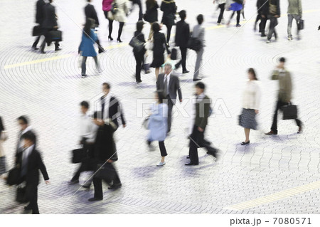 通勤風景 7080571