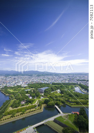 五稜郭タワー展望台より望む五稜郭公園 7082113