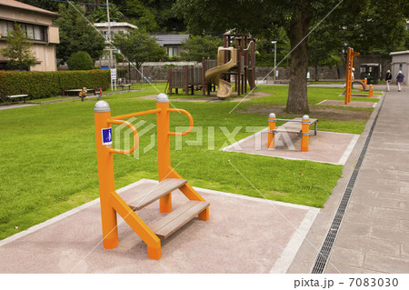 健康器具 7083030