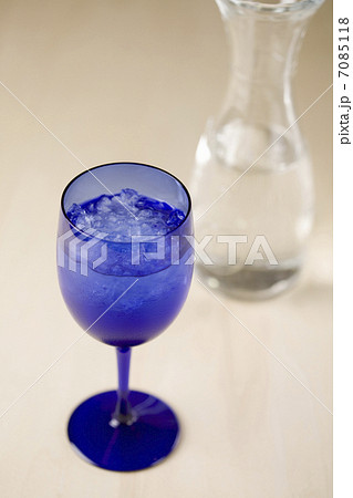 グラスの水 7085118