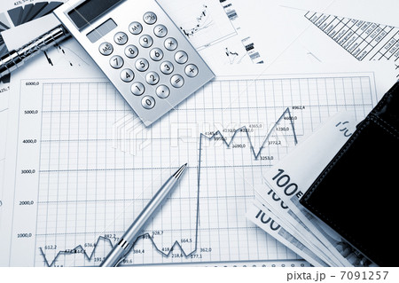 financial charts and graphs 7091257