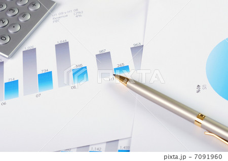 Charts and graphs of sales Charts and graphs of sales 7091960