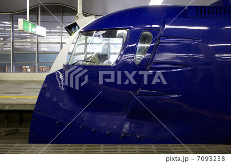 南海なんば駅の特急ラピート 南海なんば駅の特急ラピート 7093238