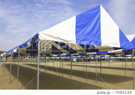 運動会の仮設テント 7093239