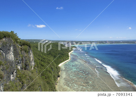 グアム島の恋人岬より 7093341