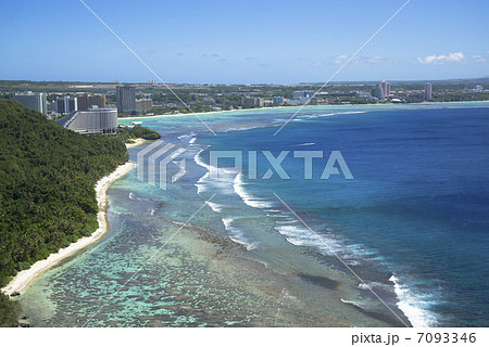 グアム島の恋人岬より 7093346