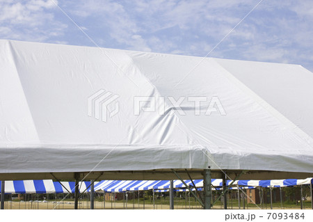 運動会の仮設テント 7093484