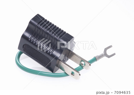 アース付きのACプラグ 7094635