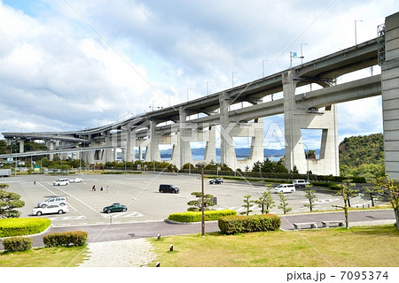 新緑の瀬戸大橋 与島 4月21日撮影 新緑の瀬戸大橋 与島 4月21日撮影 7095374