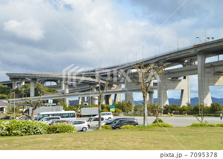 新緑の瀬戸大橋 与島 螺旋ランプウエイ 4月21日撮影 新緑の瀬戸大橋 与島 螺旋ランプウエイ 4月21日撮影 7095378