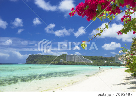 グアム島のタモンビーチ グアム島のタモンビーチ 7095497