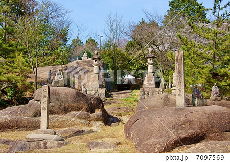 五百羅漢　岐阜県　The Gohyakurakan Temple  in Gifu Prf. 7097569