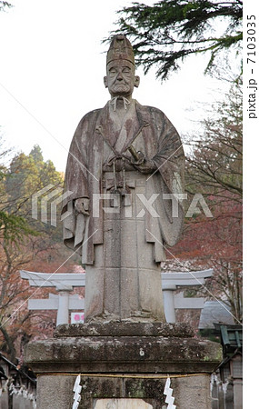 松平定信公石像－南湖にて 7103035