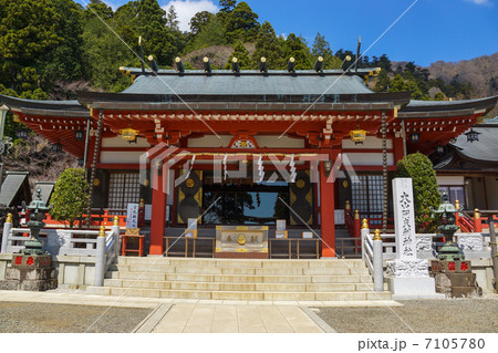阿夫利神社拝殿 7105780